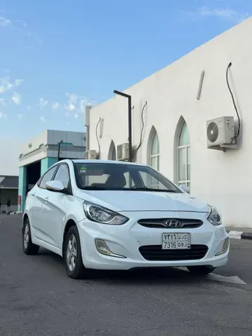 Hyundai Accent 2014