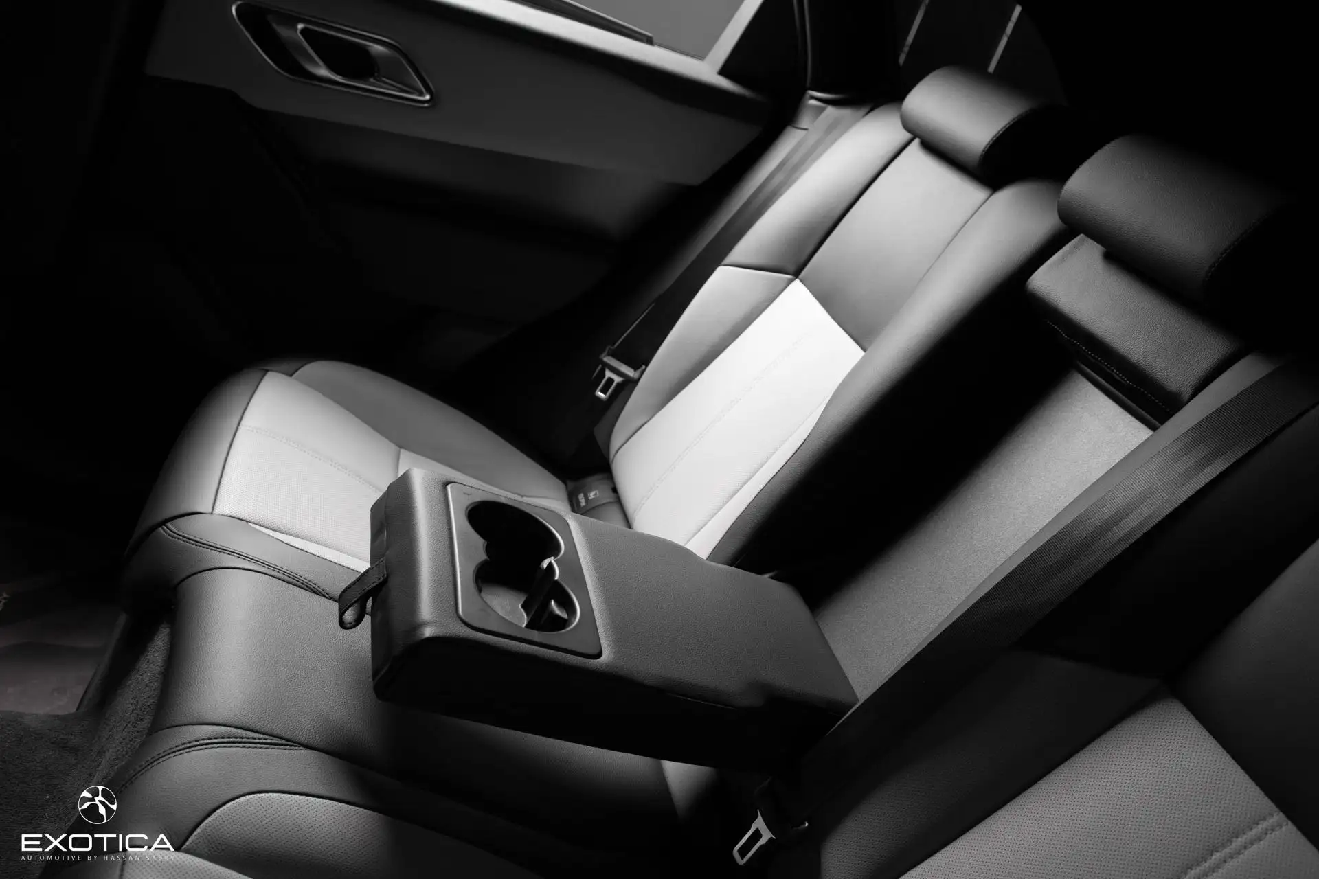 Land Rover Range Rover Velar 2024