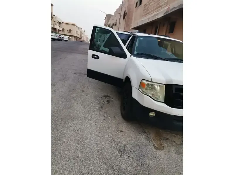 Ford Expedition 2013