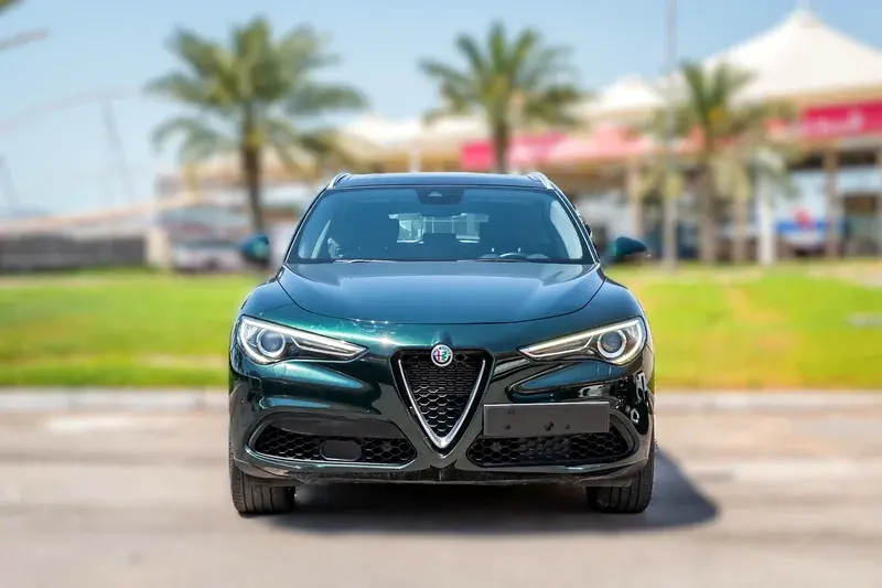 ألفا روميو ستيلفيو 2020