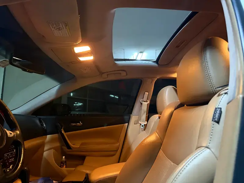 Nissan Maxima 2011