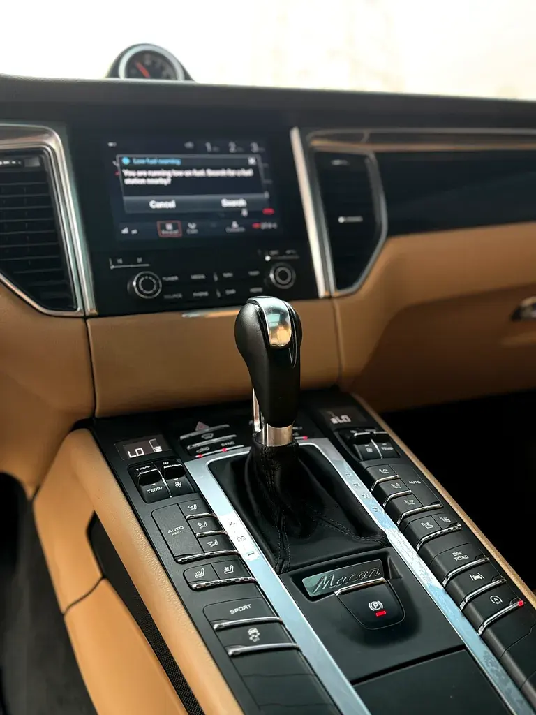 بورش ماكان 2017