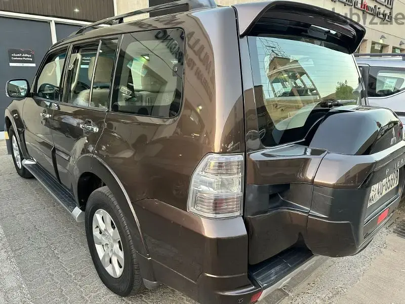 ميتسوبيشي باجيرو 2017