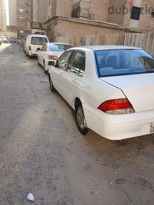 ميتسوبيشي لانسر 2002