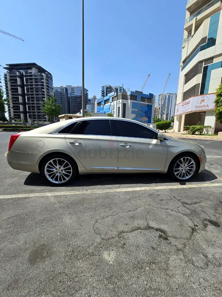 Cadillac XTS 2014