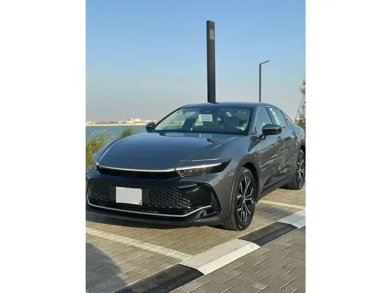 Toyota Crown 2023