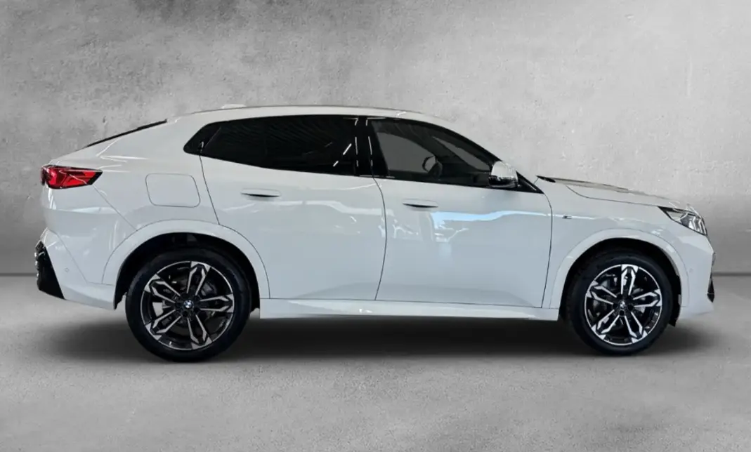 بي أم دبليو X2 2024