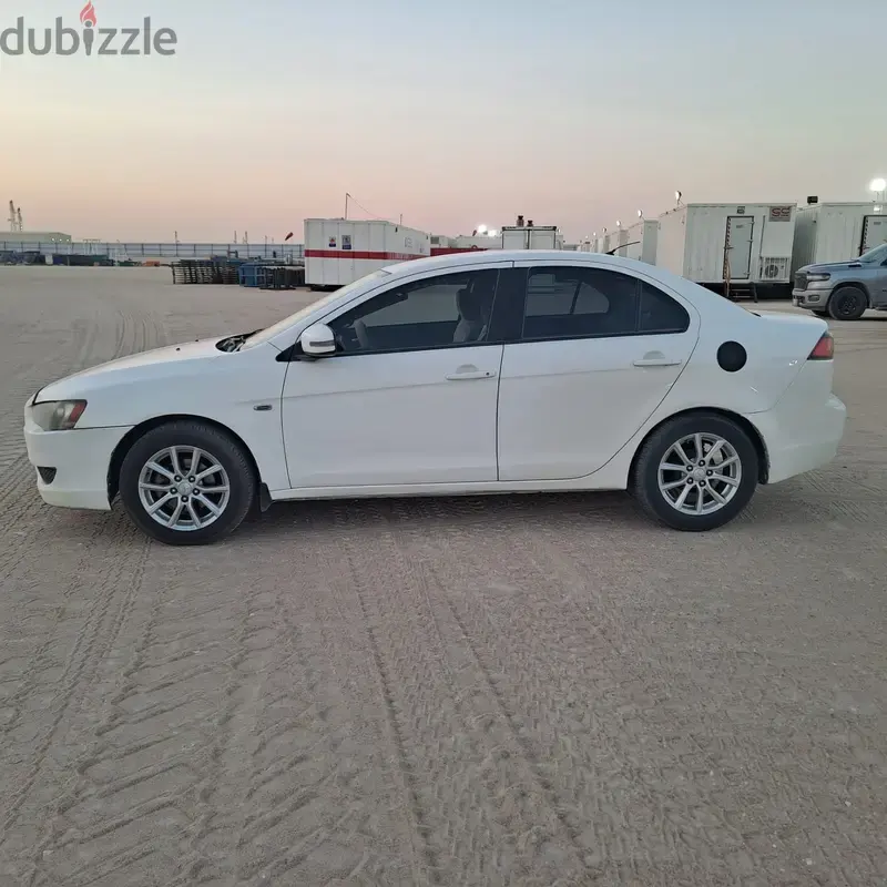 ميتسوبيشي لانسر 2016