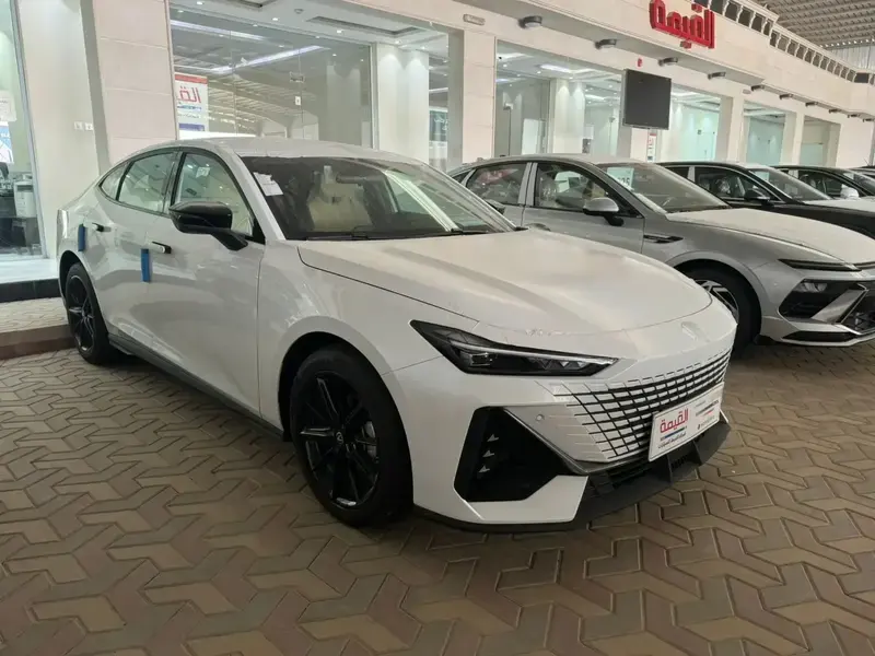 Changan UNI-V 2025