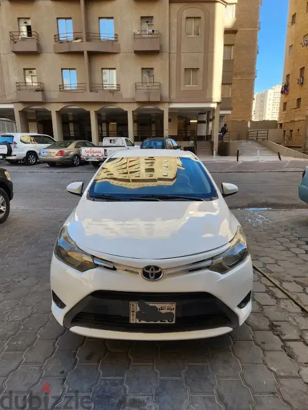 تويوتا يارس 2016