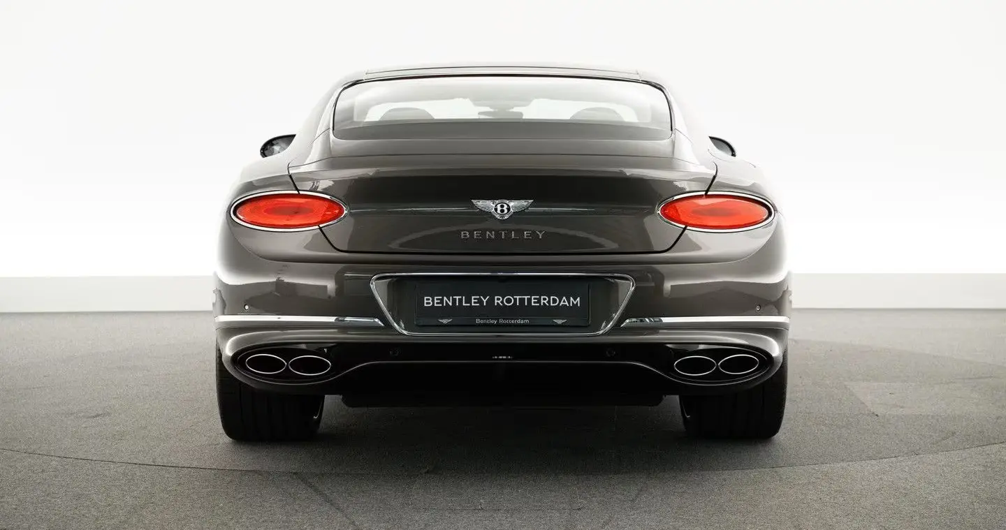 بنتلي كونتيننتال جي تي 2023