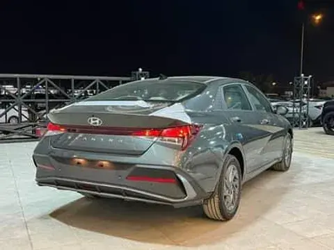 هيونداي إلنترا 2025 الجديد