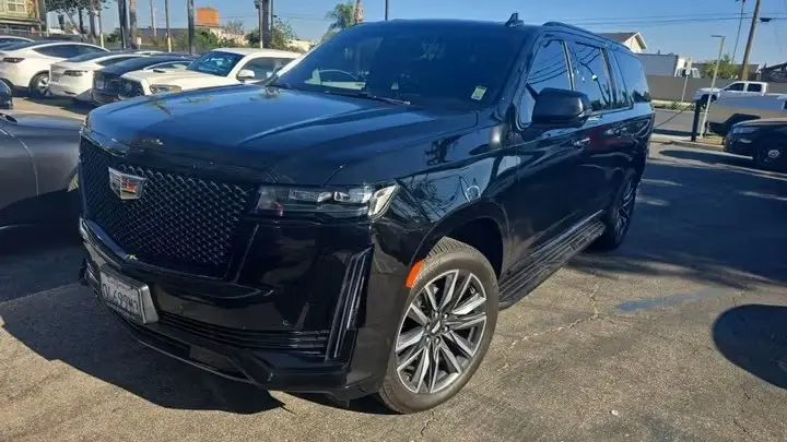 كاديلاك اسكاليد 2023