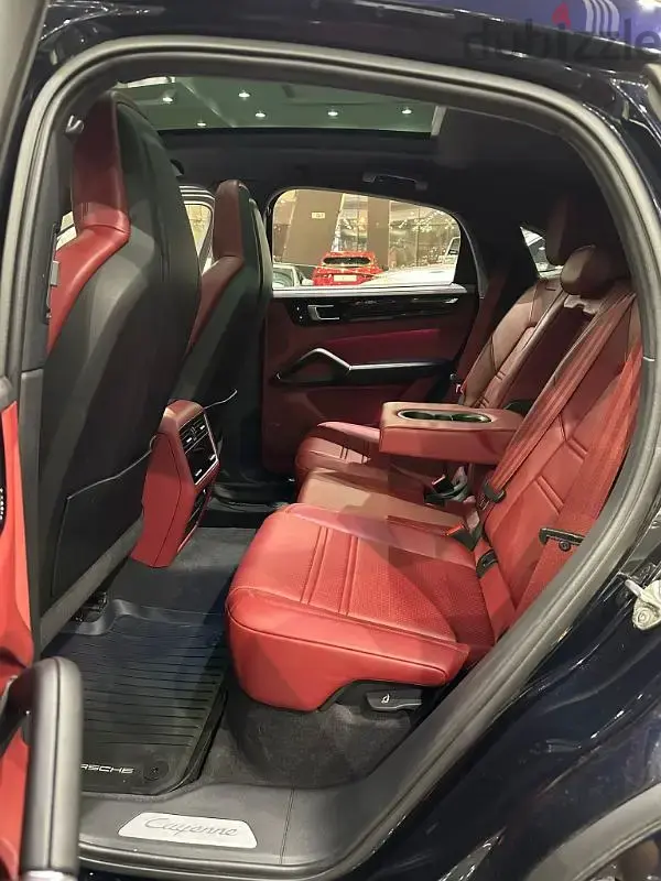 Porsche Cayenne 2023