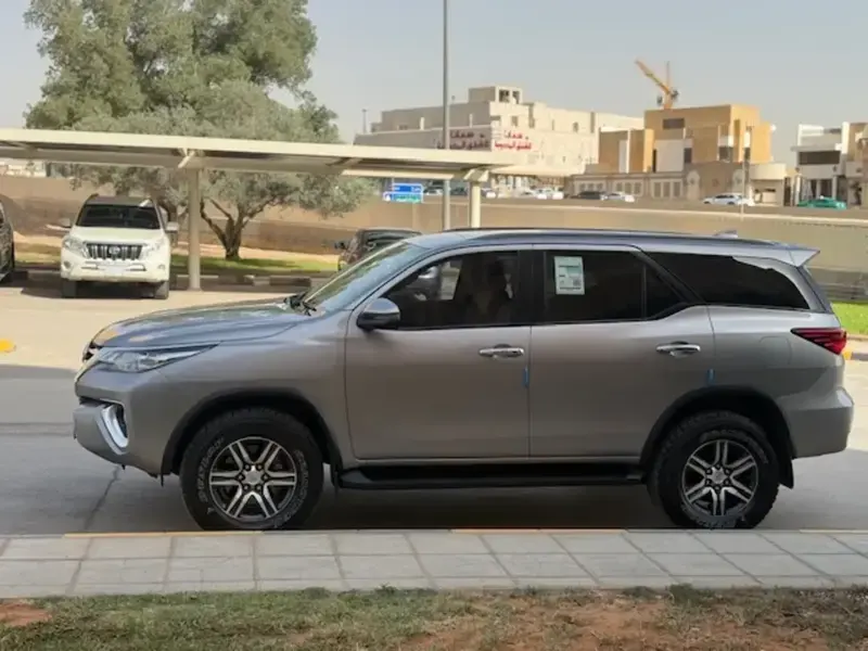 Toyota Fortuner 2018 GX2 4X4 (double) 4 cylinder 2.7 VVTI
