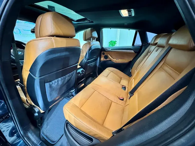 بي أم دبليو X6 2014