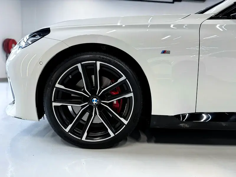 بي ام دبليو الفئة الثانية 2022