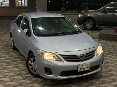 تويوتا كورولا 2012