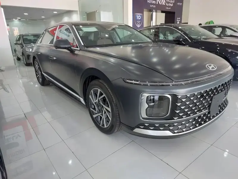 هيونداي أزيرا 2025 اكسكلوسيف اقل سعر فى المملكة