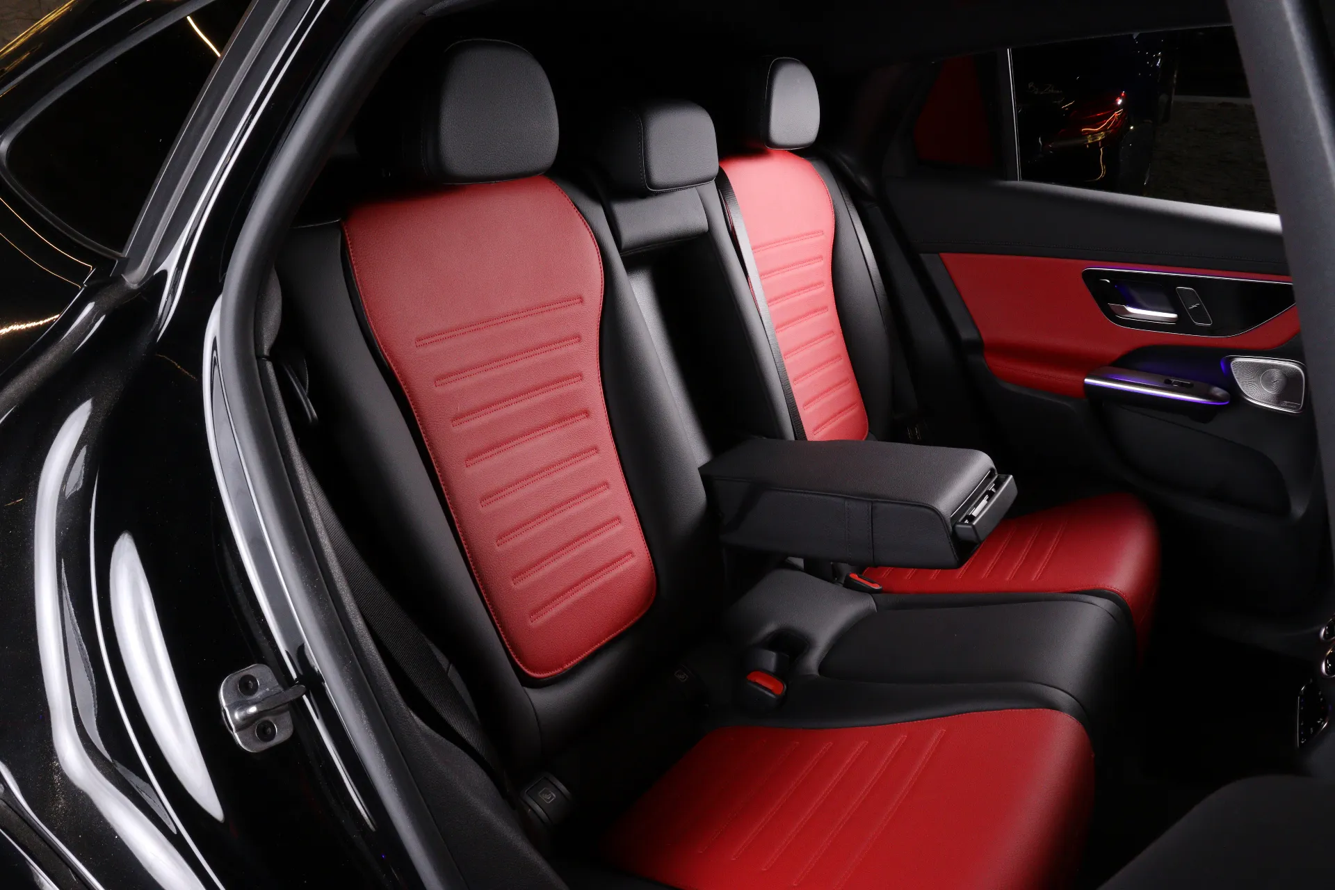 Mercedes Benz GLC Class 2024