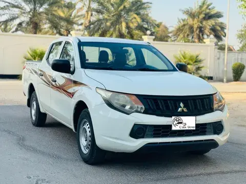 Mitsubishi L200 2.4L Double Cab GL (2WD) 2017