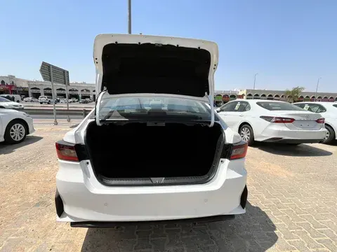 New Toyota Yaris Sedan 1.3 SE 2024