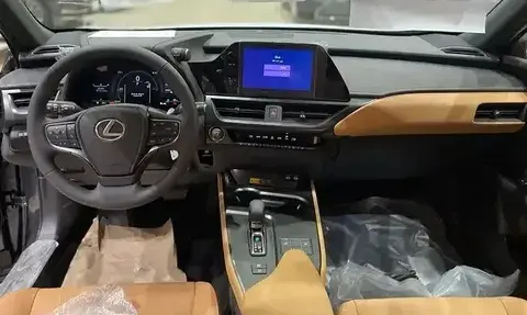 New Lexus UX 200 2024