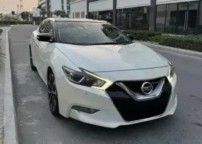 نيسان ماكسيما SR