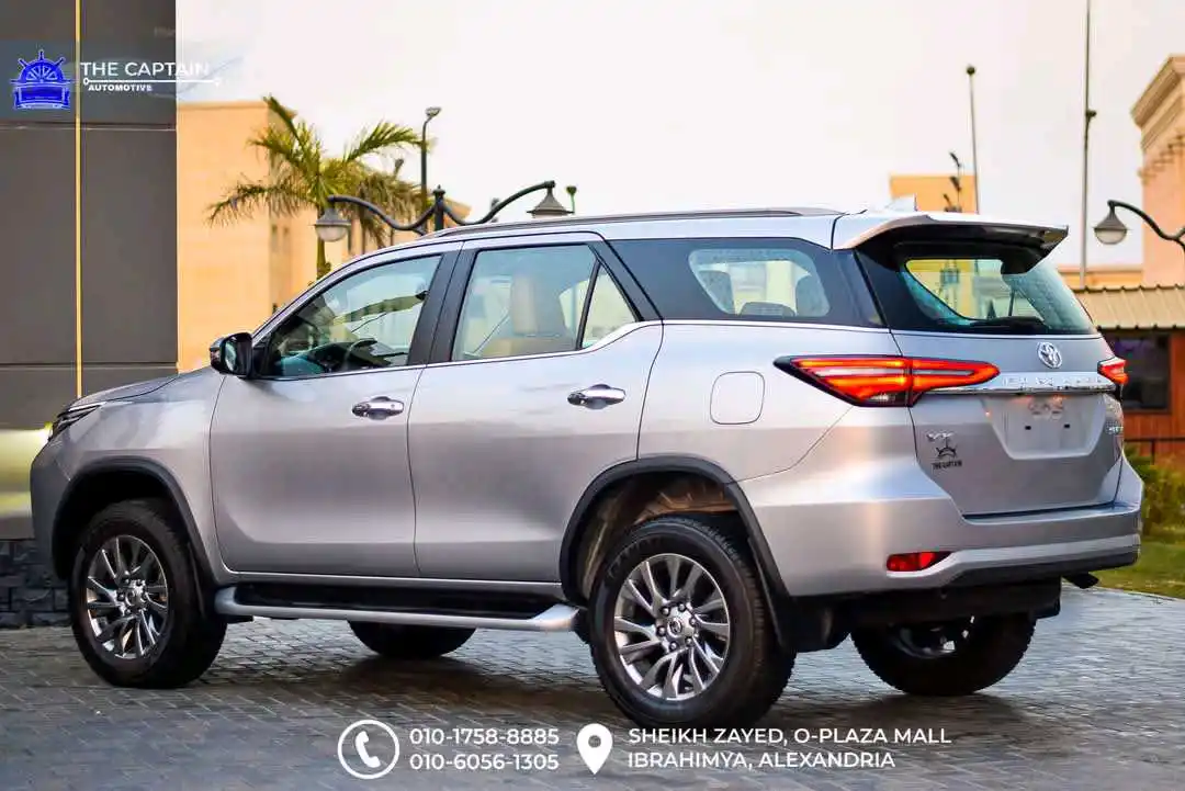 Toyota Fortuner 2024