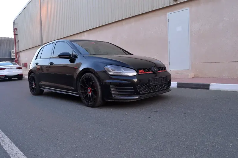 فولكس واجن جولف 2014