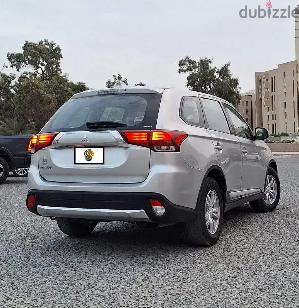 ميتسوبيشي آوتلاندر 2018