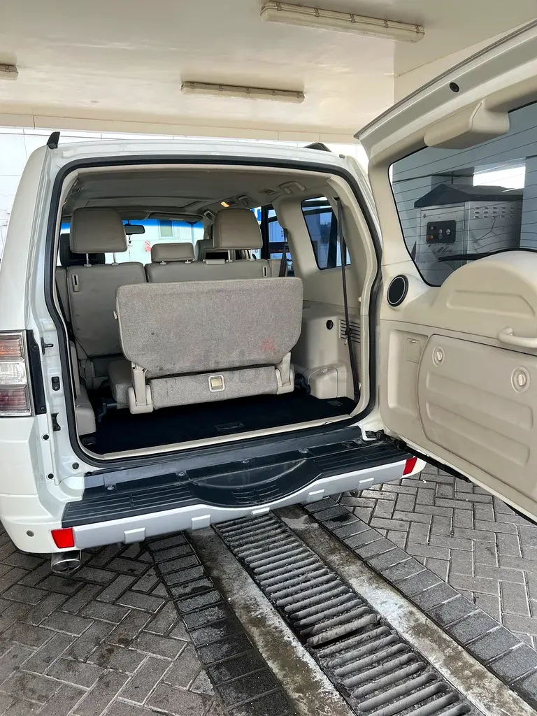 Mitsubishi Pajero 2014