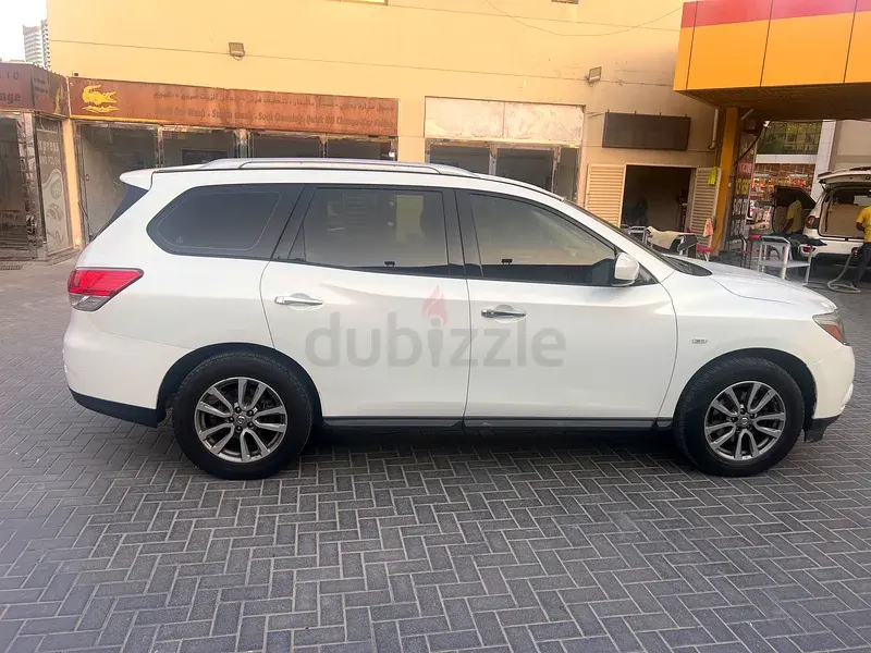 Nissan Pathfinder 2014