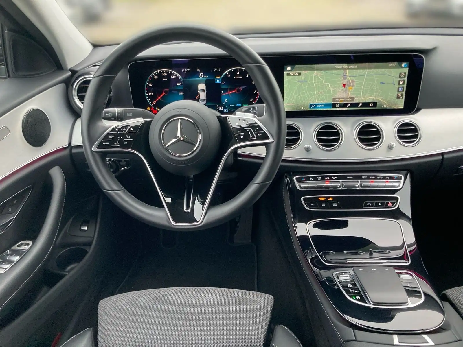 Mercedes Benz E Class 2023