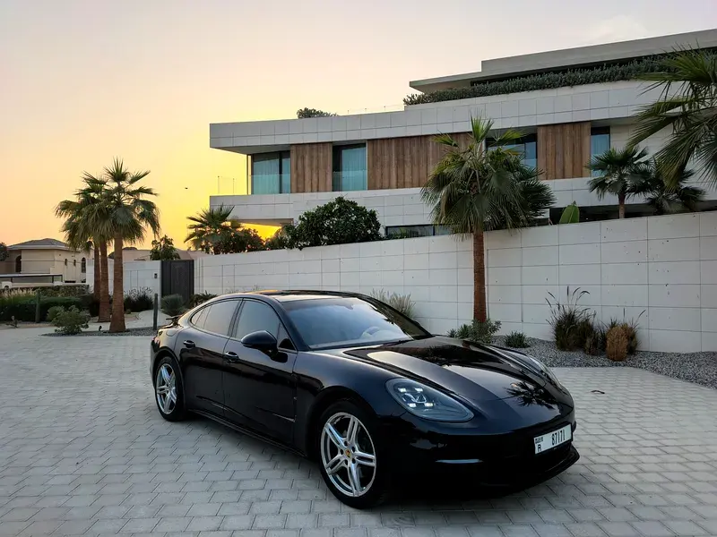 بورش باناميرا 2017