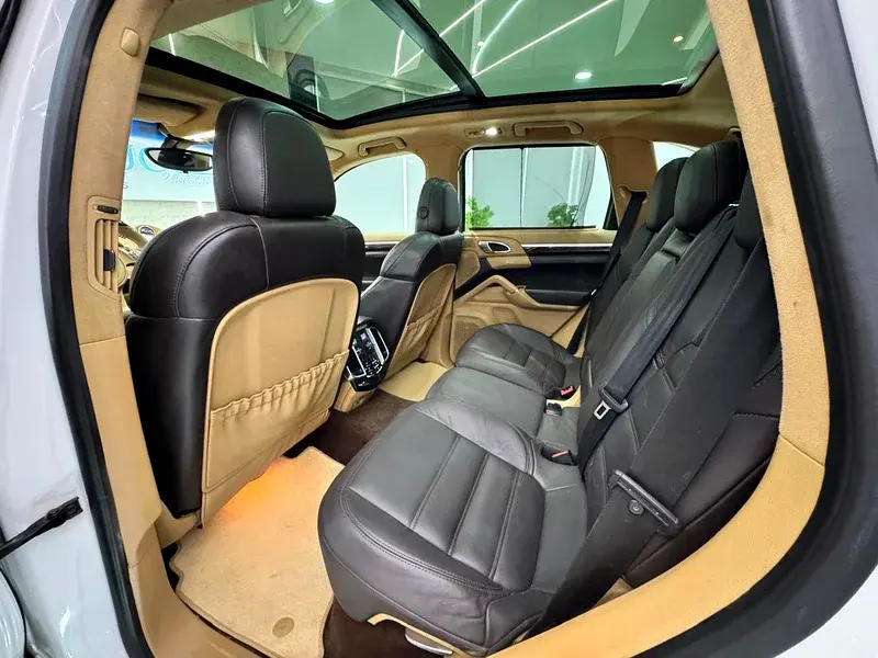 Porsche Cayenne 2014