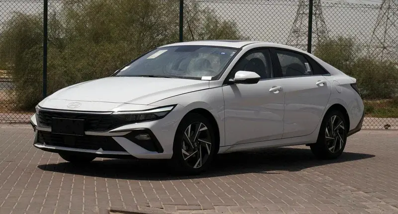 هيونداي إلانترا 2025