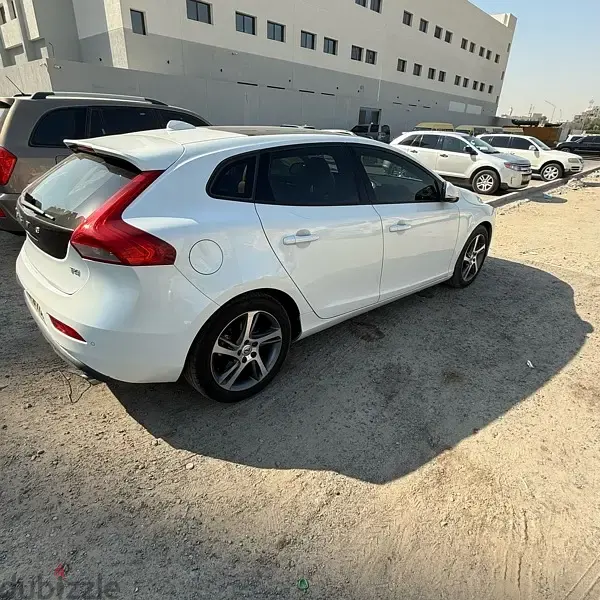 Volvo V40 2017