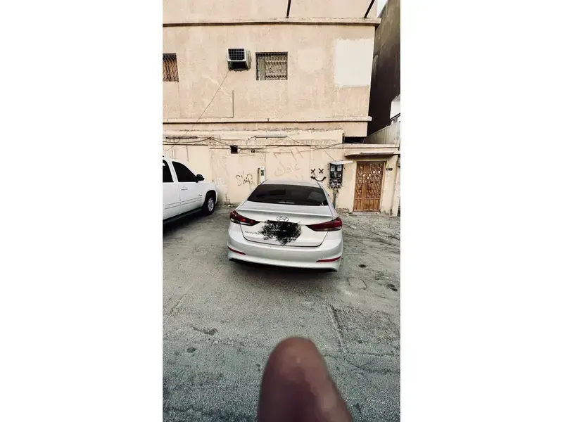 هيونداي إلنترا 2017