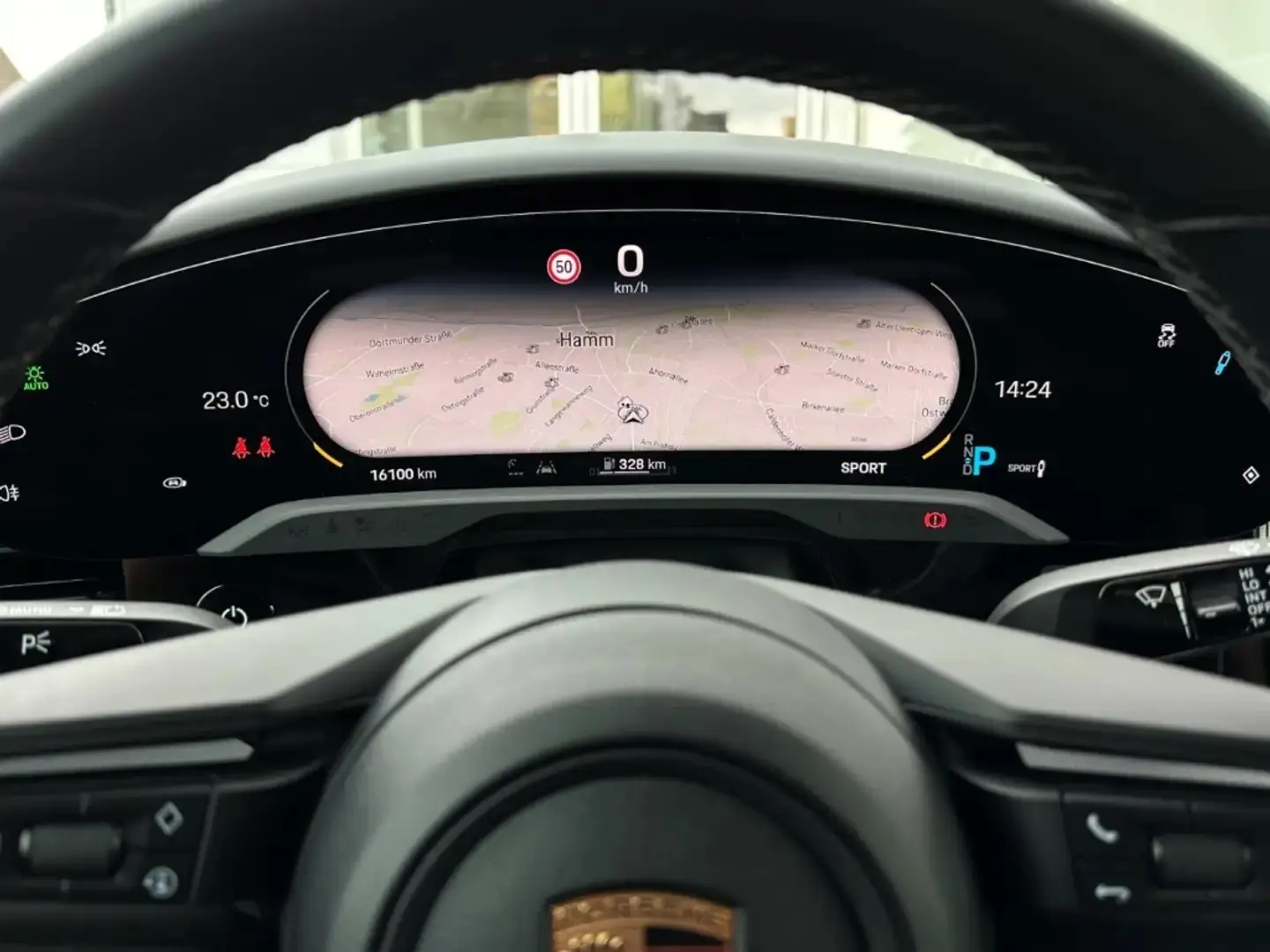 بورش تايكان 2022