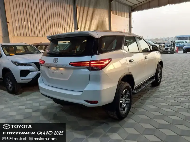 Toyota Fortuner 2025