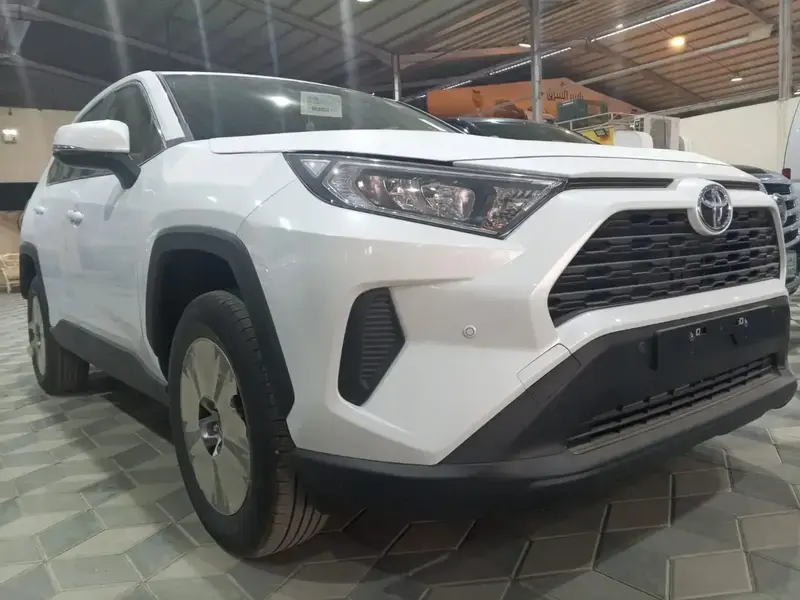 Toyota RAV4 2024