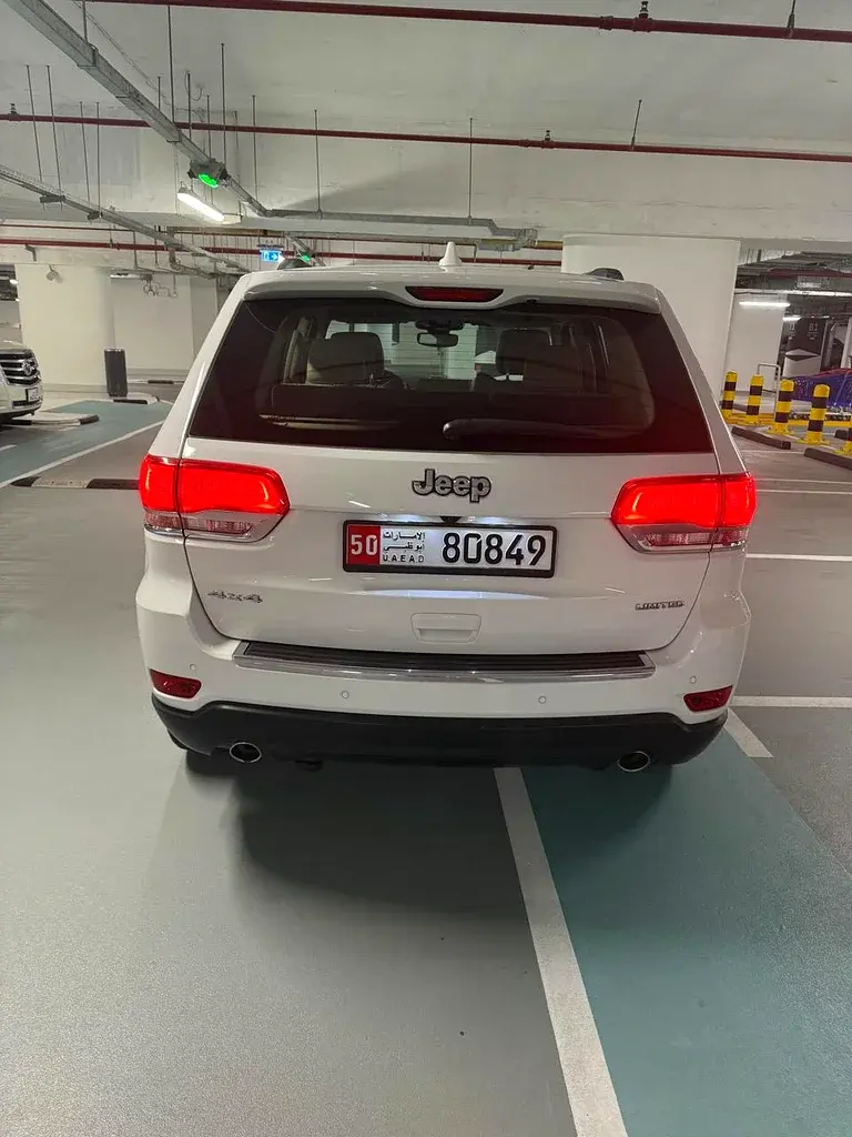 جيب جراند شيروكي 2017