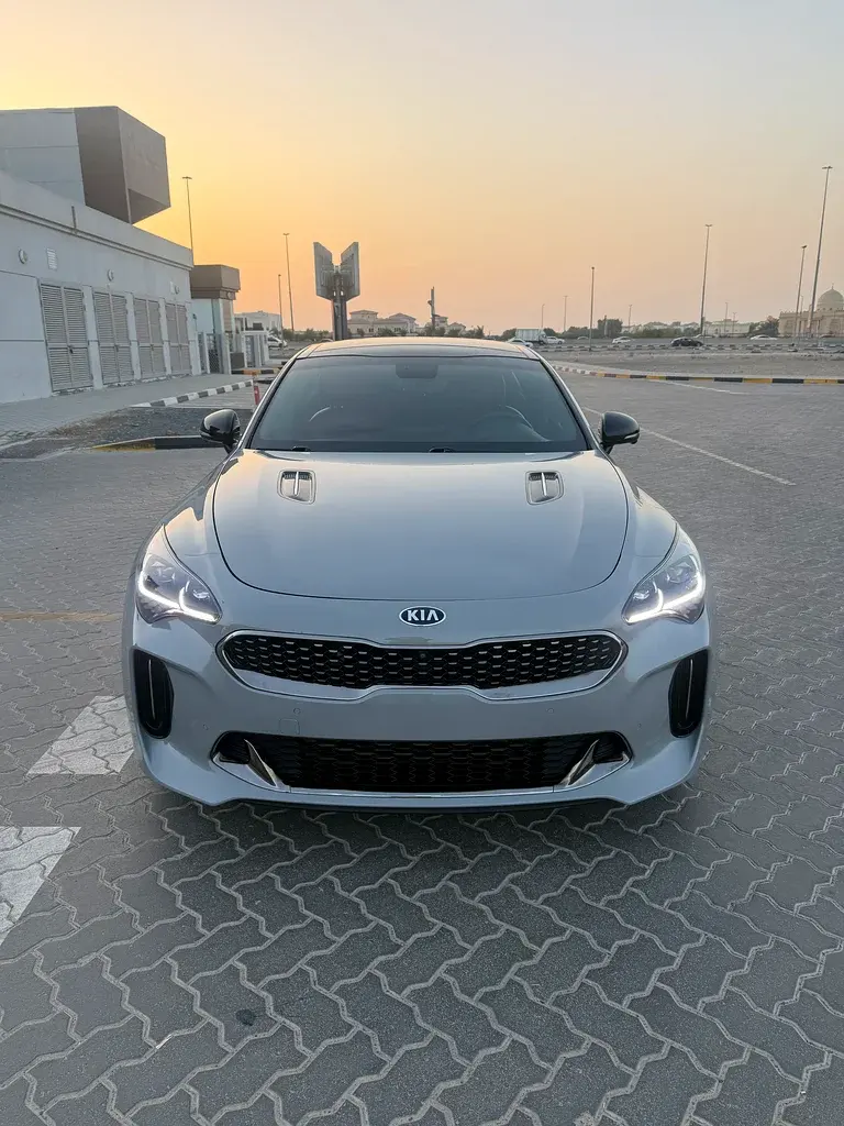 كيا ستينجر 2021