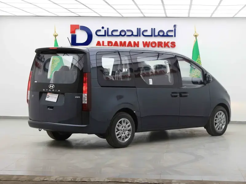 هيونداي ستاريا 11 راكب