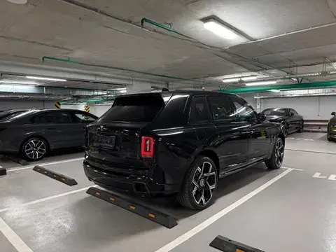 رولز رويس كولينان 2025 40