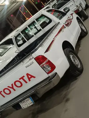 تويوتا هيلوكس 2015