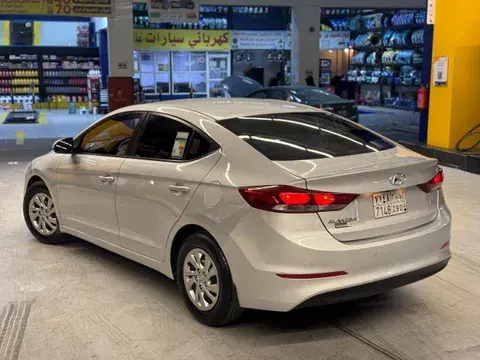 Hyundai Elantra 2017