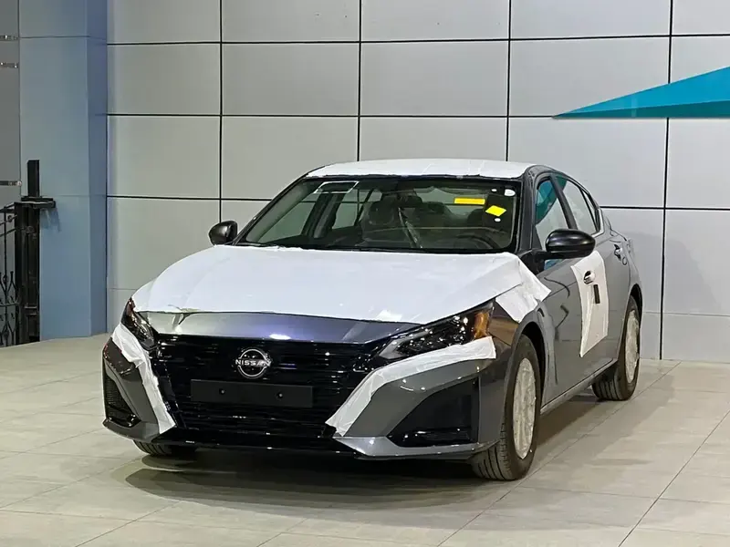 Nissan Altima 2024