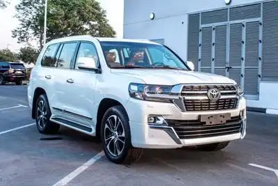 تويوتا لاند كروزر GXR 4.6 GRAND TOURING 2021 FULL SERVICE HISTORY IN DEALER